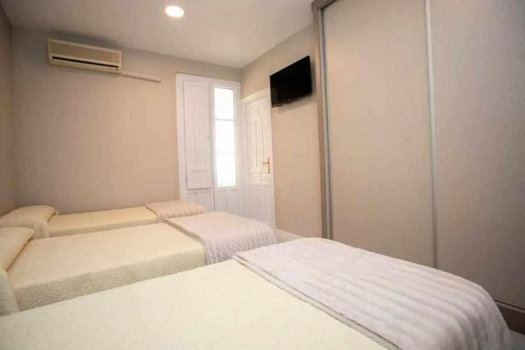 Hostal Viena Plaza Nueva 그라나다 외부 사진